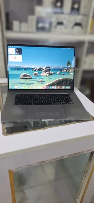 New Laptop Apple MacBook Pro 2019 64GB Intel Core i9 SSD 512GB