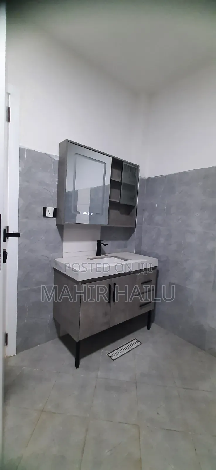 7bdrm House in Real, Bole for rent