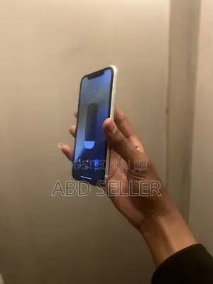 Apple iPhone XR 64 GB White