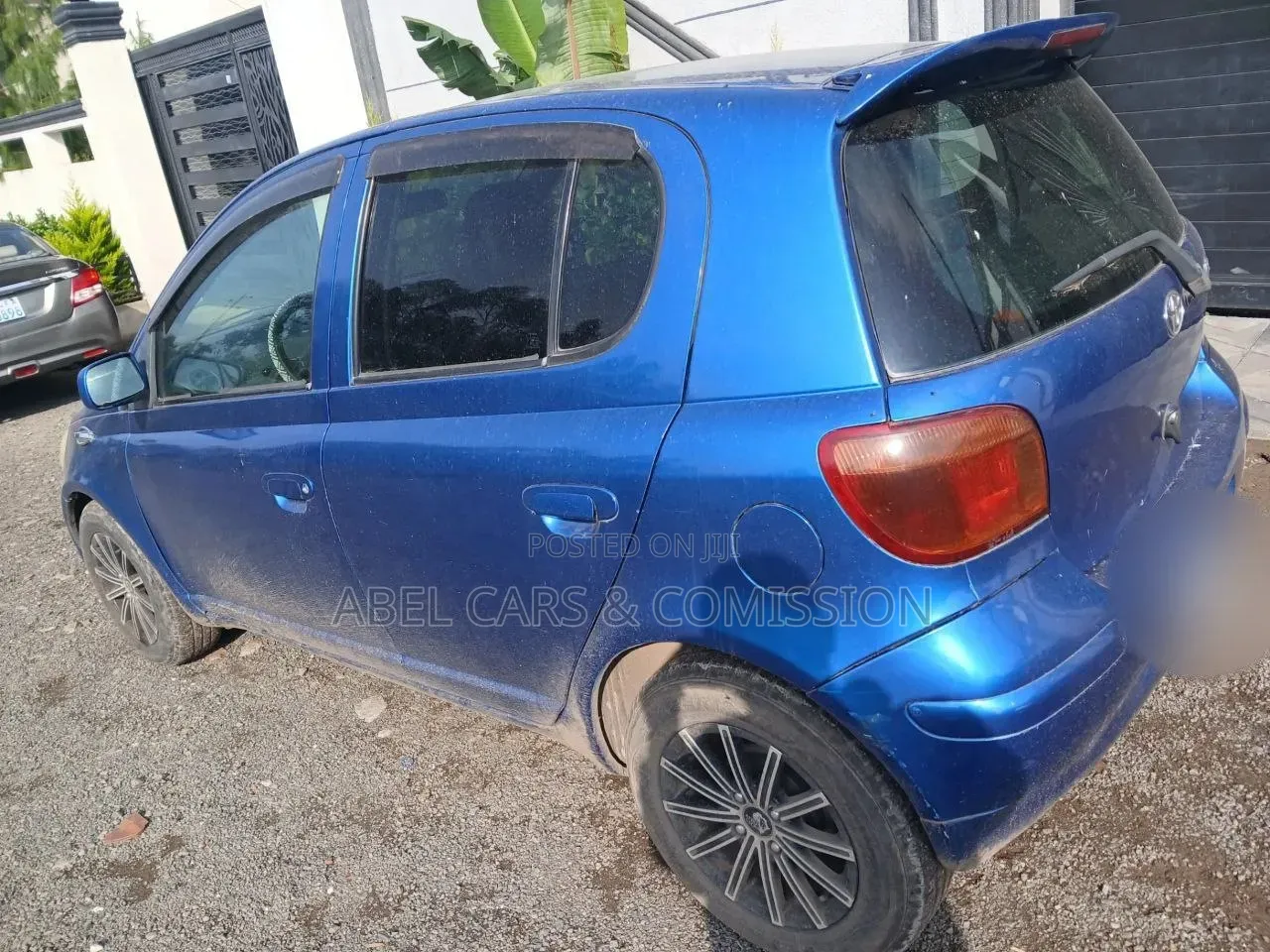 Toyota Vitz 2002 Blue