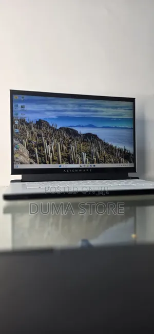 New Laptop Dell Allenware M15 R5 16GB Intel Core i7 SSD 1T