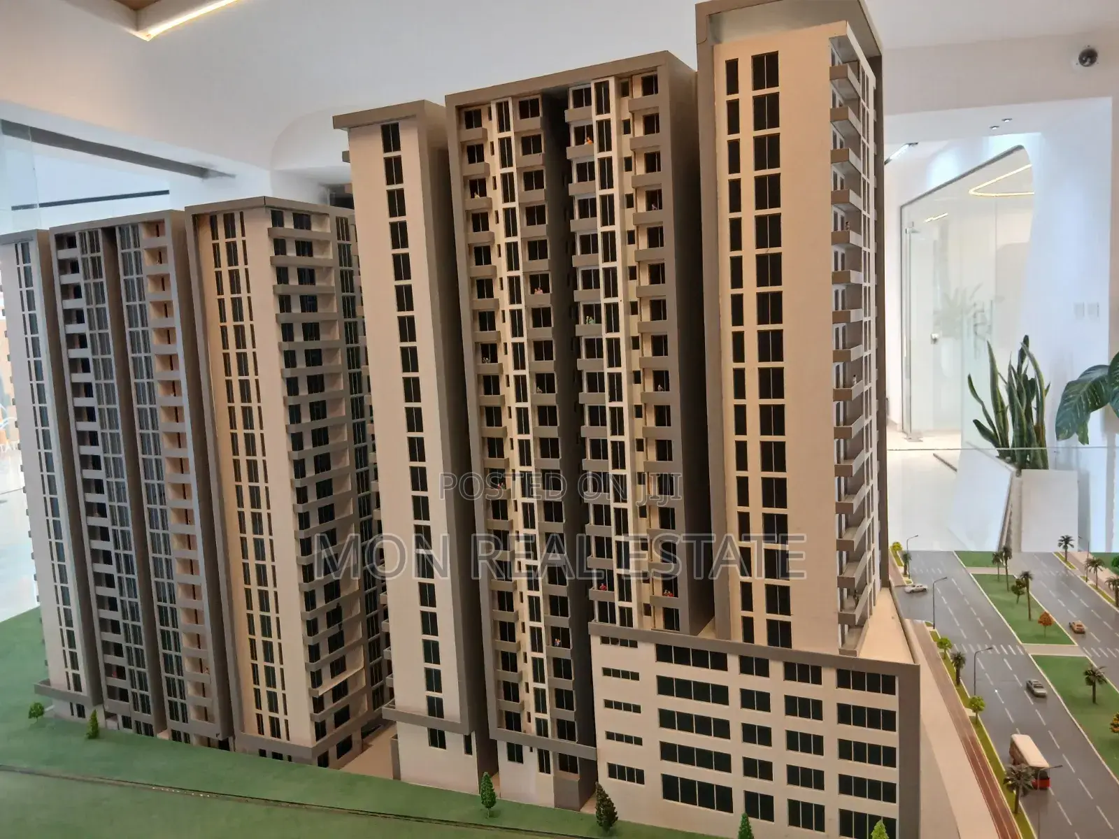 3bdrm Apartment in Mon Real Estate, Kolfe Keranio for sale