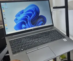 New Laptop HP ZBook 15 16GB Intel Core i7 SSD 512GB