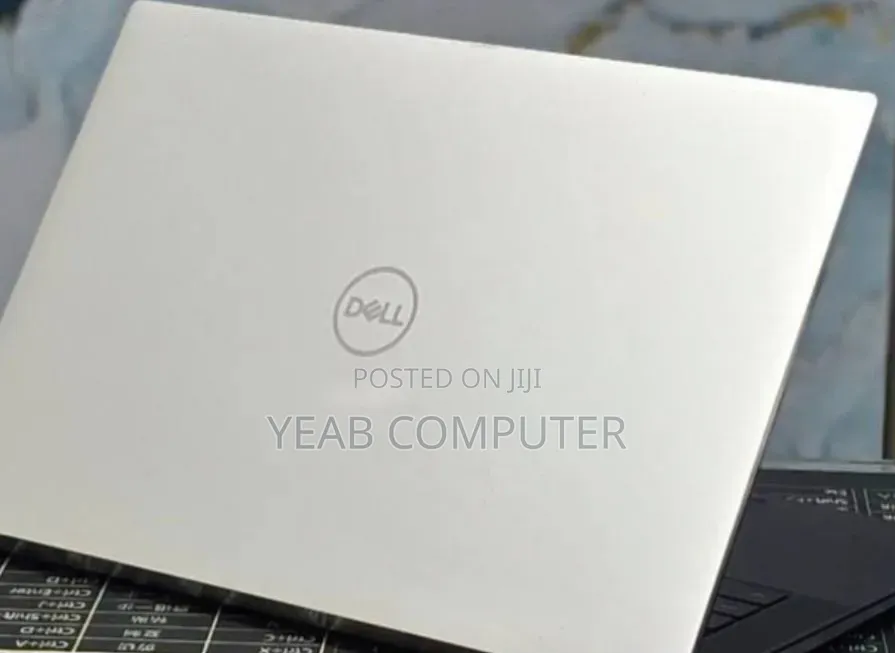 New Laptop Dell XPS 15 9500 16GB Intel Core i7 SSD 512GB