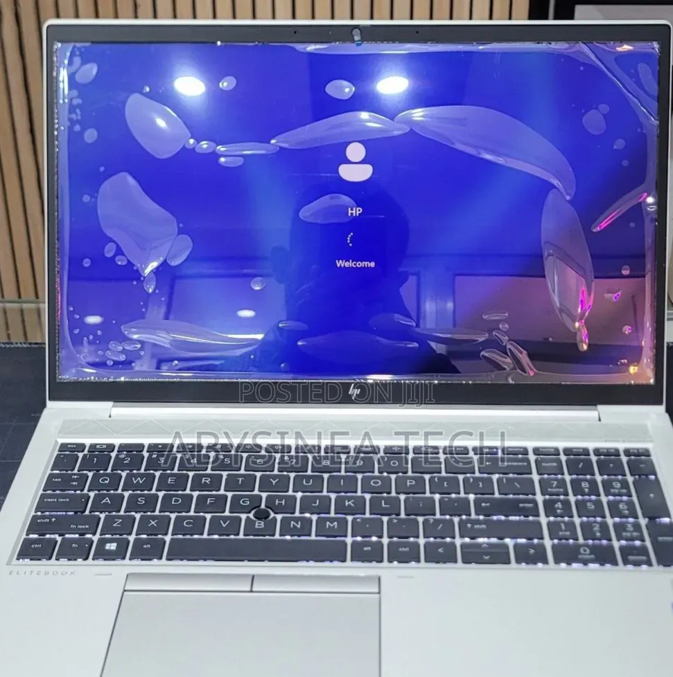 New Laptop HP EliteBook 850 G8 16GB Intel Core i5 SSD 512GB