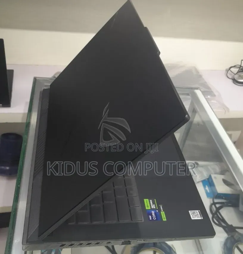 New Laptop Asus ROG Strix G16 G614 16GB Intel Core i9 SSD 1T