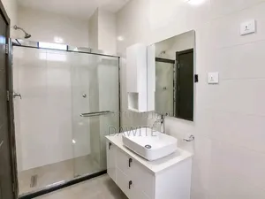 Furnished 3bdrm Apartment in የግለሰ አፓርታማ, Bole for sale
