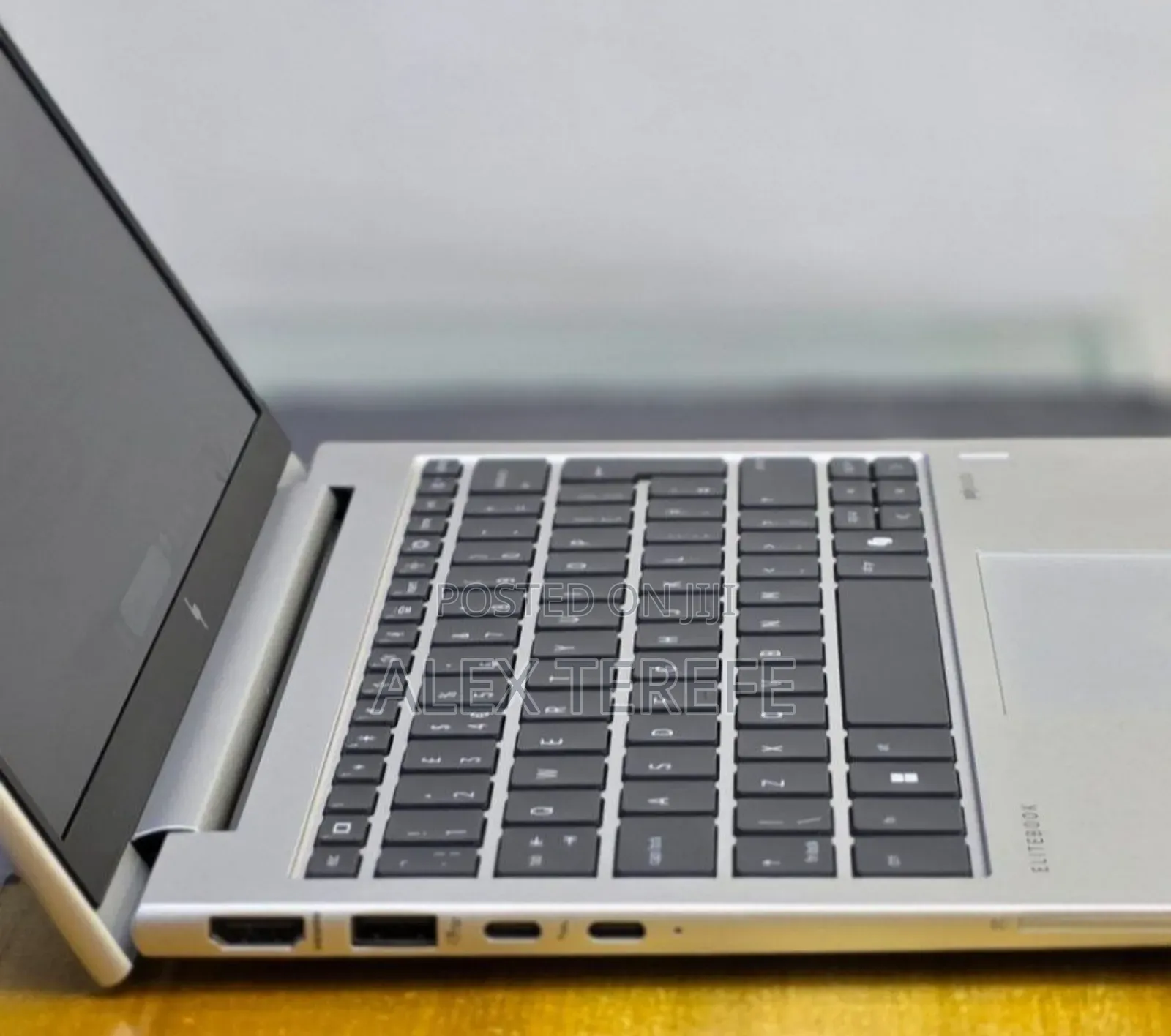 New Laptop HP Elitebook 830 G11 16GB Intel Core Ultra 7 SSD 512GB