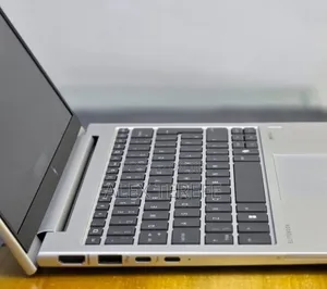 New Laptop HP Elitebook 830 G11 16GB Intel Core Ultra 7 SSD 512GB