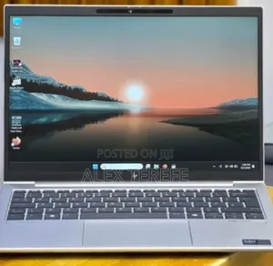 New Laptop HP Elitebook 830 G11 16GB Intel Core Ultra 7 SSD 512GB