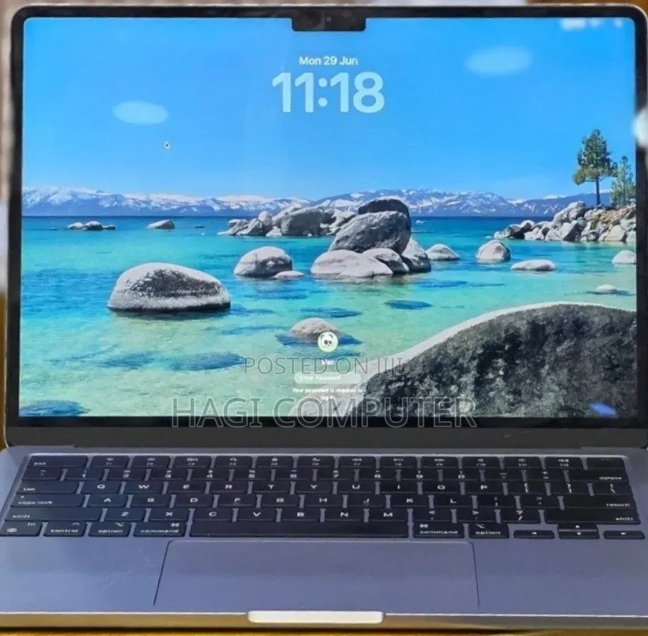 New Laptop Apple MacBook Air 2022 M2 8GB Apple M2 SSD 256GB