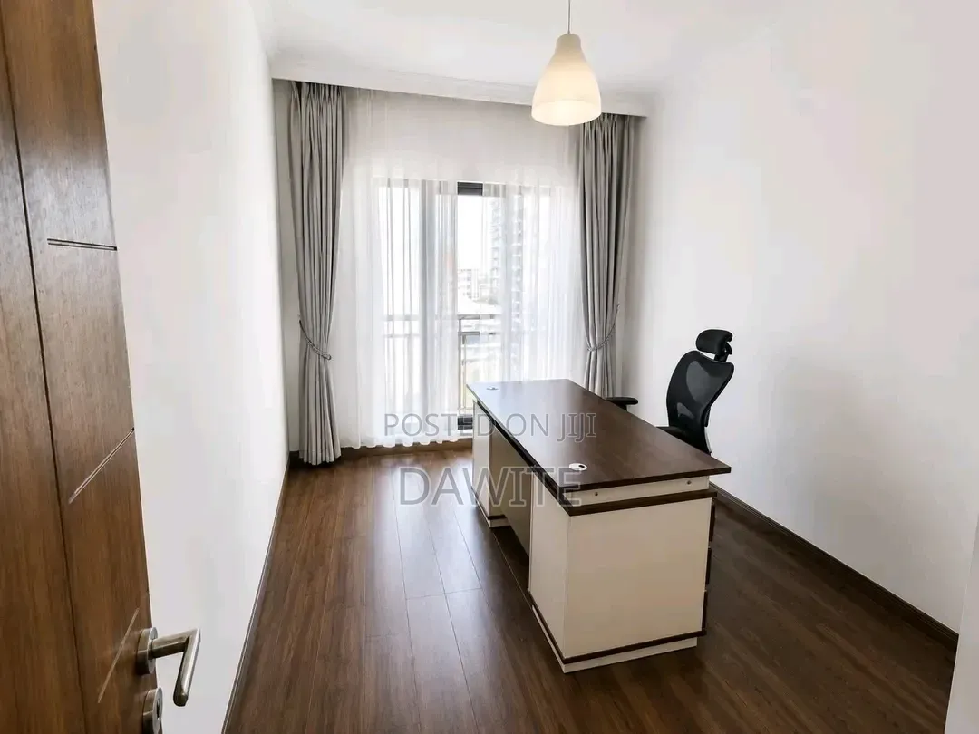 Furnished 3bdrm Apartment in የግል አፓርተማ, Bole for sale
