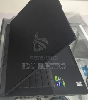 New Laptop Asus ROG Strix G15 16GB Intel Core i9 SSD 1T