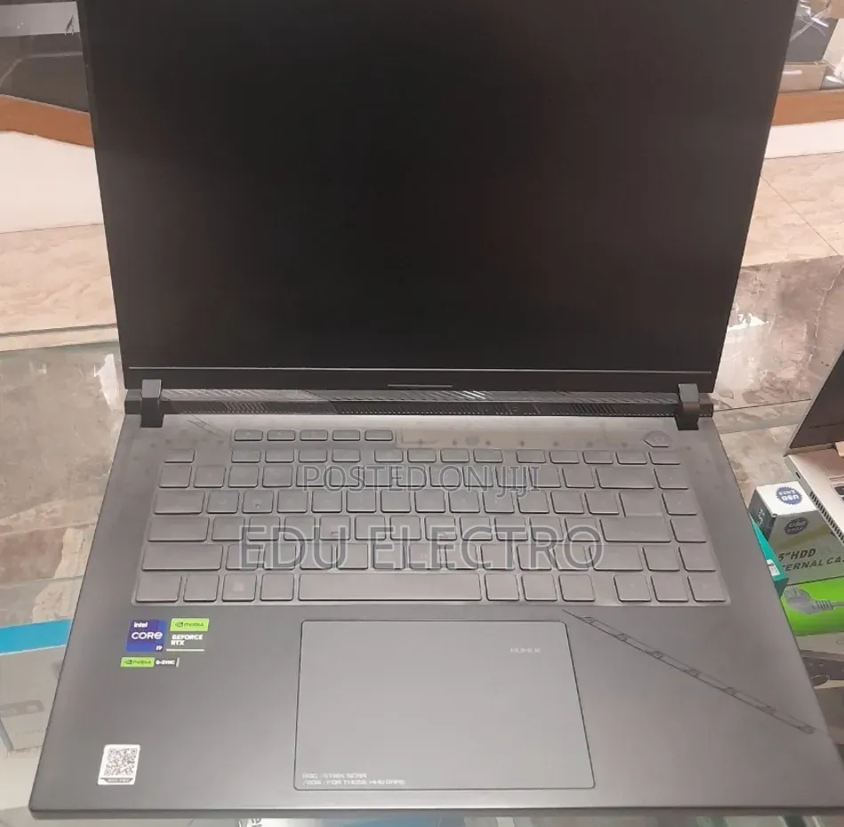 New Laptop Asus ROG Strix G15 16GB Intel Core i9 SSD 1T