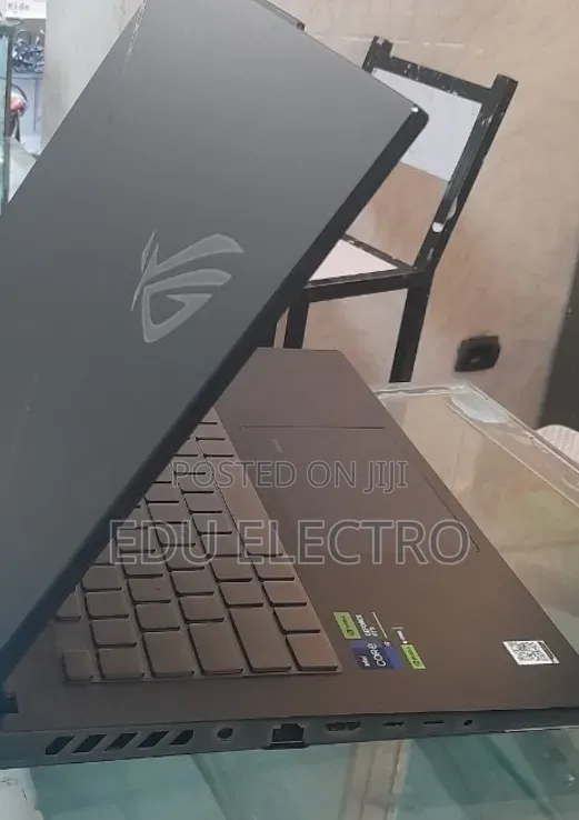 New Laptop Asus ROG Strix G15 16GB Intel Core i9 SSD 1T