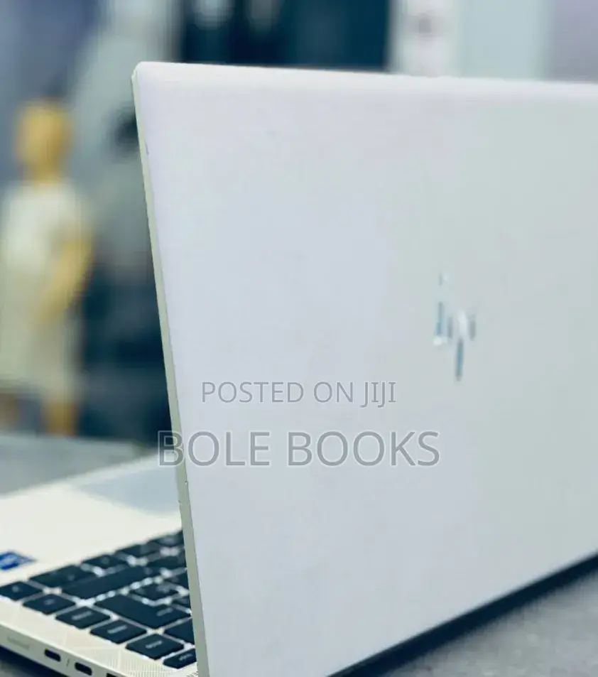 New Laptop HP EliteBook 840 G8 16GB Intel Core i7 SSD 512GB