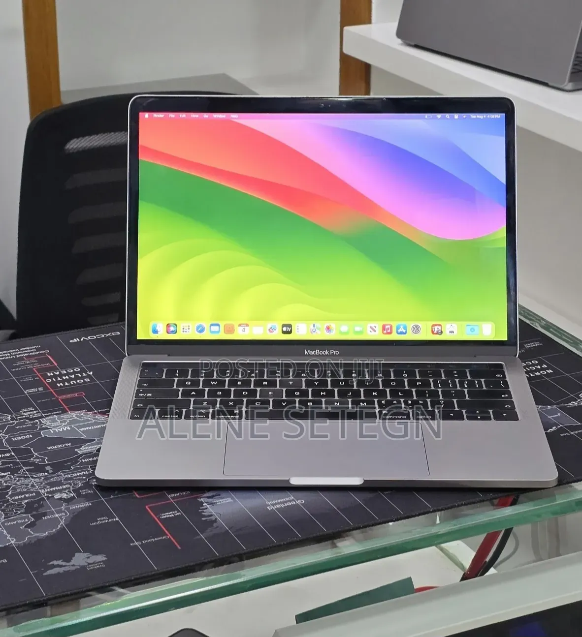 New Laptop Apple MacBook Pro 2019 16GB Intel Core i7 SSD 256GB