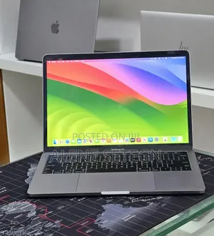 New Laptop Apple MacBook Pro 2019 16GB Intel Core i7 SSD 1T