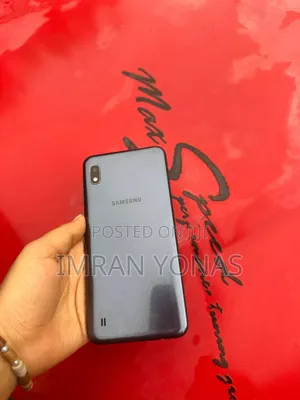 Samsung A10 32 GB Black