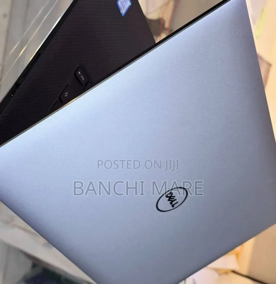 New Laptop Dell Precision 5550 16GB Intel Core i7 SSD 512GB