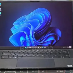 New Laptop Dell XPS 15 16GB Intel Core i5 SSD 512GB