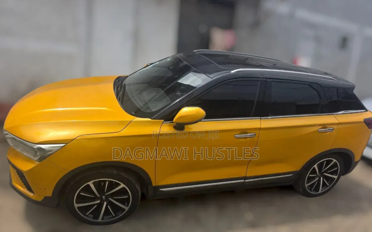 Bestune T77 1.2 FWD 2022 Yellow