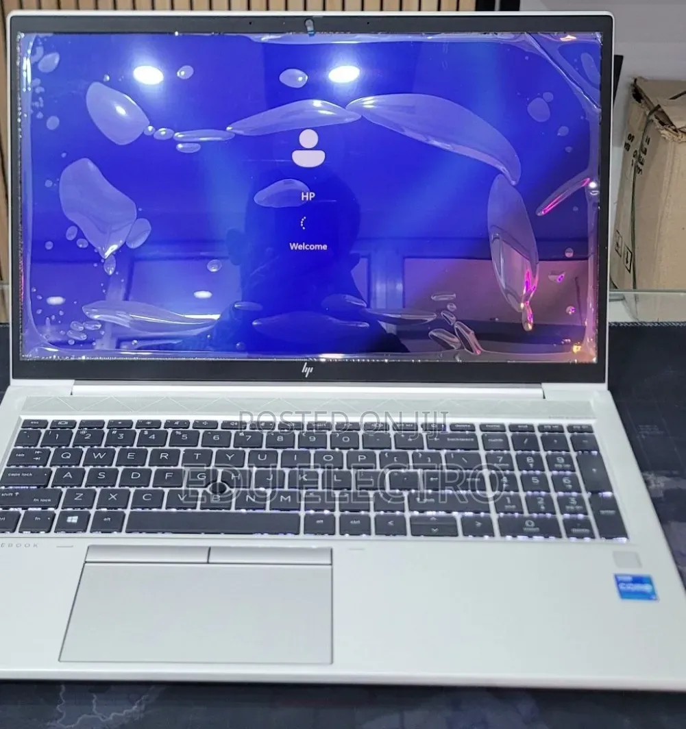 New Laptop HP EliteBook 850 G8 16GB Intel Core i5 SSD 512GB