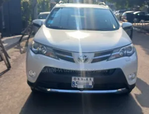 Toyota RAV4 2016 Off white
