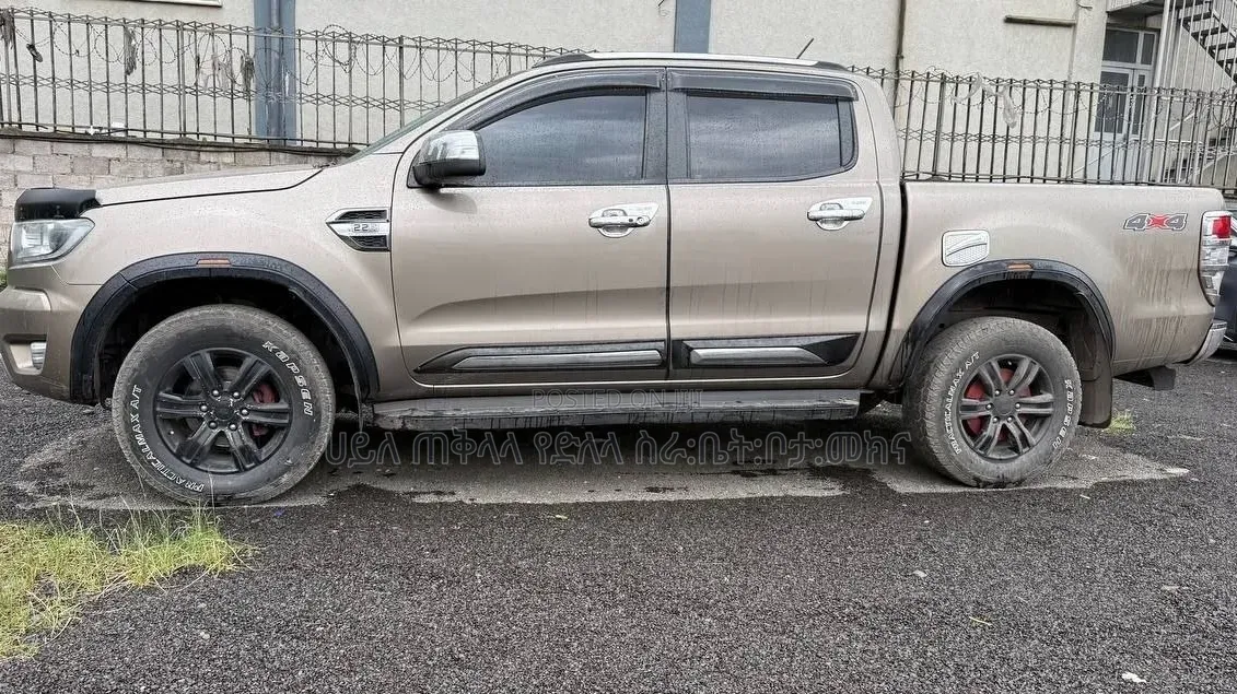 Ford Ranger Wildtrak 2021 Pink