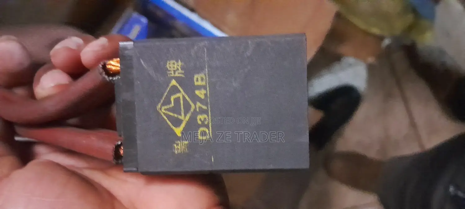 Carbon Brush