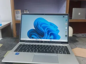 New Laptop HP EliteBook 840 G8 16GB Intel Core i5 SSD 512GB