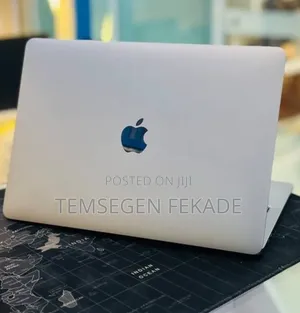 New Laptop Apple MacBook Pro 2022 M2 8GB Apple M2 SSD 512GB