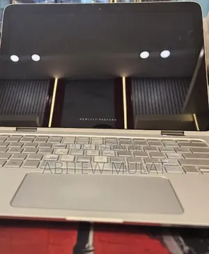 New Laptop HP Spectre X360 8GB Intel Core i5 SSD 256GB