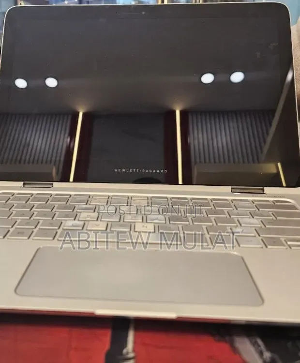 New Laptop HP Spectre X360 8GB Intel Core i5 SSD 256GB