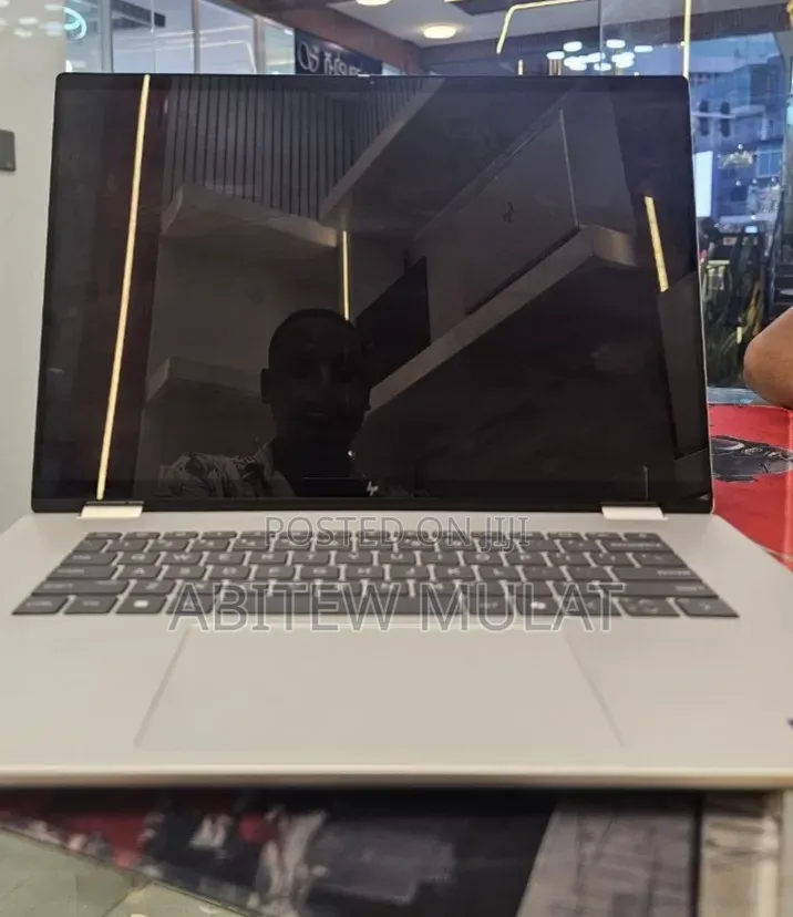 New Laptop HP OmniBook Ultra Flip 16" 16GB Intel Core Ultra 7 SSD 512GB