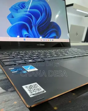 New Laptop Asus Zenbook 13 OLED 16GB Intel Core i7 SSD 512GB
