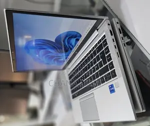 New Laptop HP EliteBook 840 G8 16GB Intel Core i7 SSD 512GB
