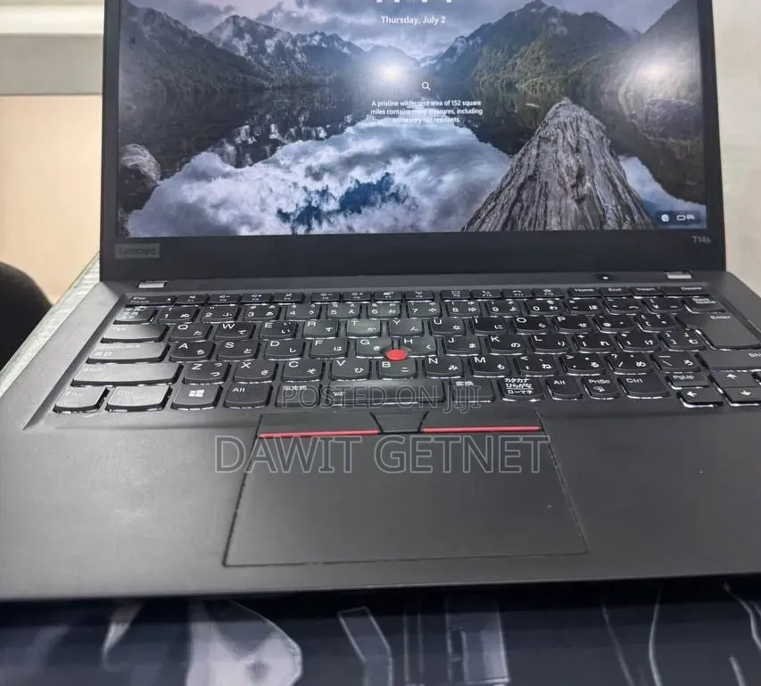 New Laptop Lenovo ThinkPad Yoga 8GB AMD Ryzen 5 SSD 256GB