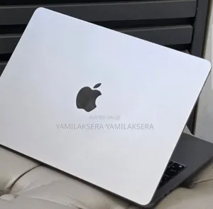 New Laptop Apple MacBook Air 2022 M2 8GB Apple M2 SSD 256GB