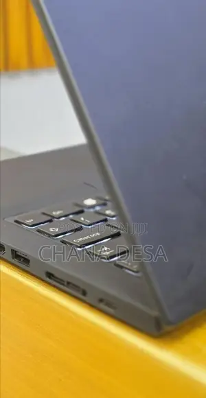 New Laptop Lenovo ThinkPad t495s 16GB AMD Ryzen 7 SSD 512GB