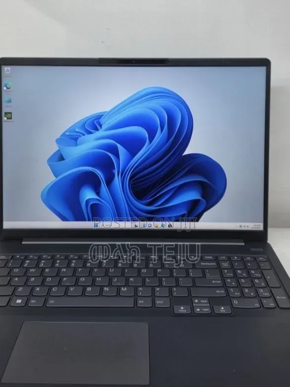 New Laptop Lenovo Ideapad 3 16GB Intel Core Ultra 7 SSD 512GB