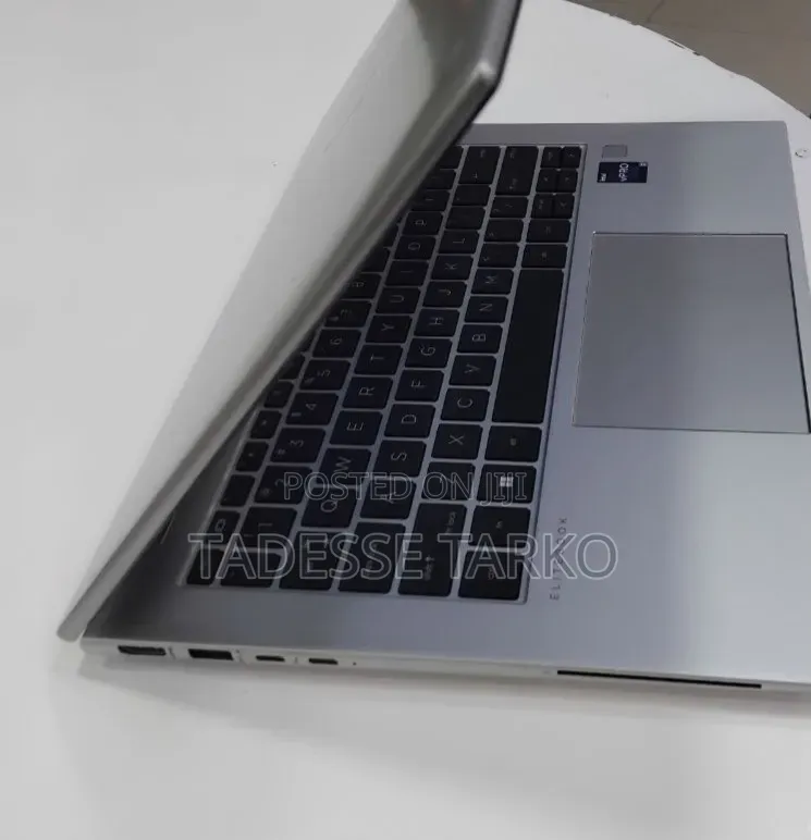 New Laptop HP EliteBook 840 G10 16GB Intel Core i7 SSD 512GB