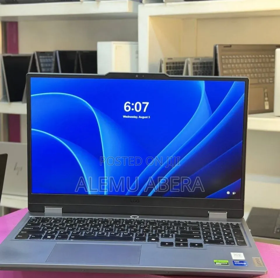 New Laptop Lenovo LOQ 15AHP10 16GB Intel Core i7 SSD 512GB