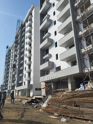 2bdrm Apartment in 💲 100% ለሚከፍል በካሬ, Bole for sale