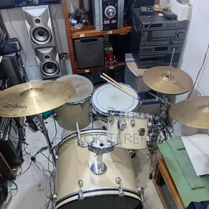 Accoustic Drum Set