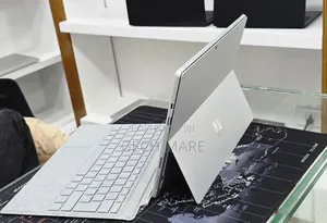 New Laptop Microsoft Surface Pro 6 8GB Intel Core i5 SSD 256GB