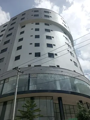 3bdrm Apartment in Gollagul, Bole for sale