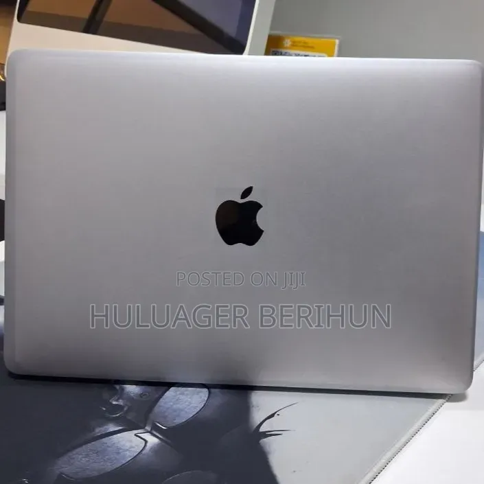 New Laptop Apple MacBook Air 2019 8GB Intel Core i5 SSD 128GB