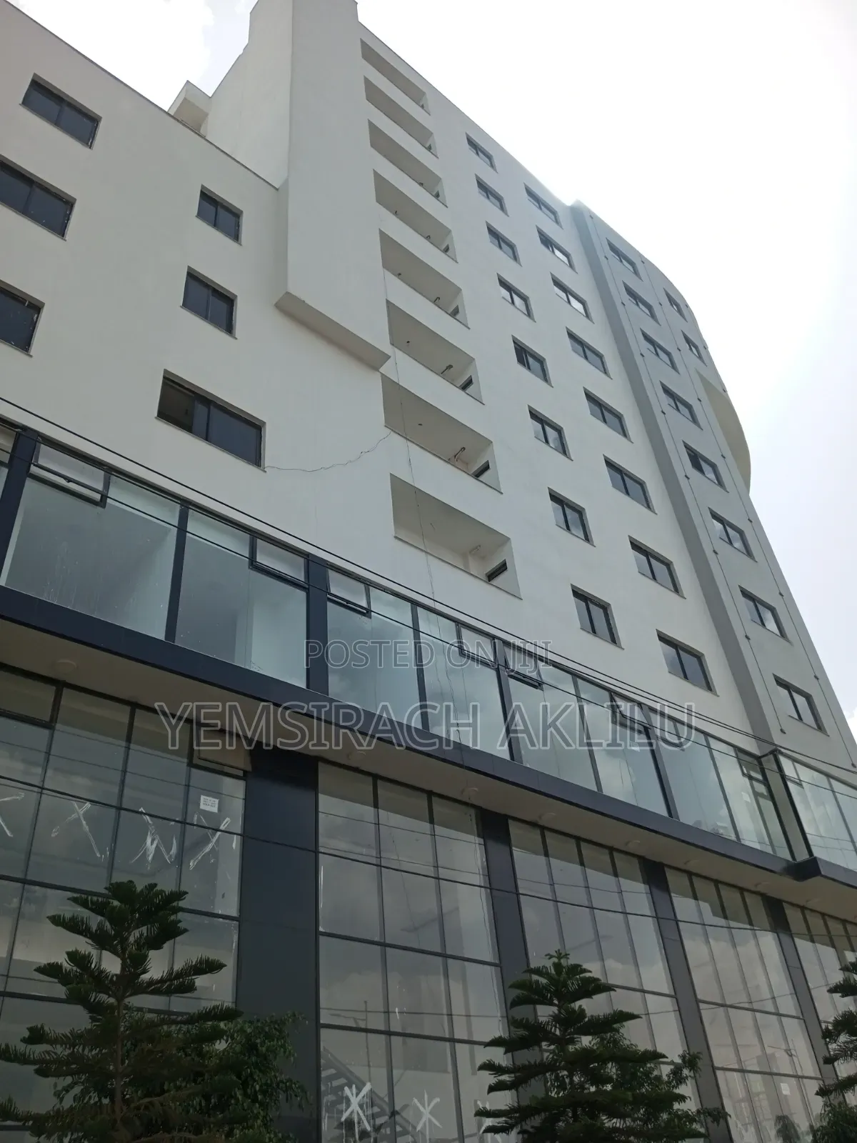 3bdrm Apartment in Gollagul, Bole for sale