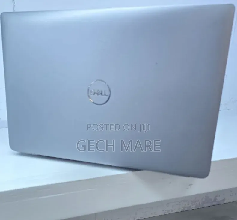 New Laptop Dell Latitude 5310 16GB Intel Core i5 SSD 256GB